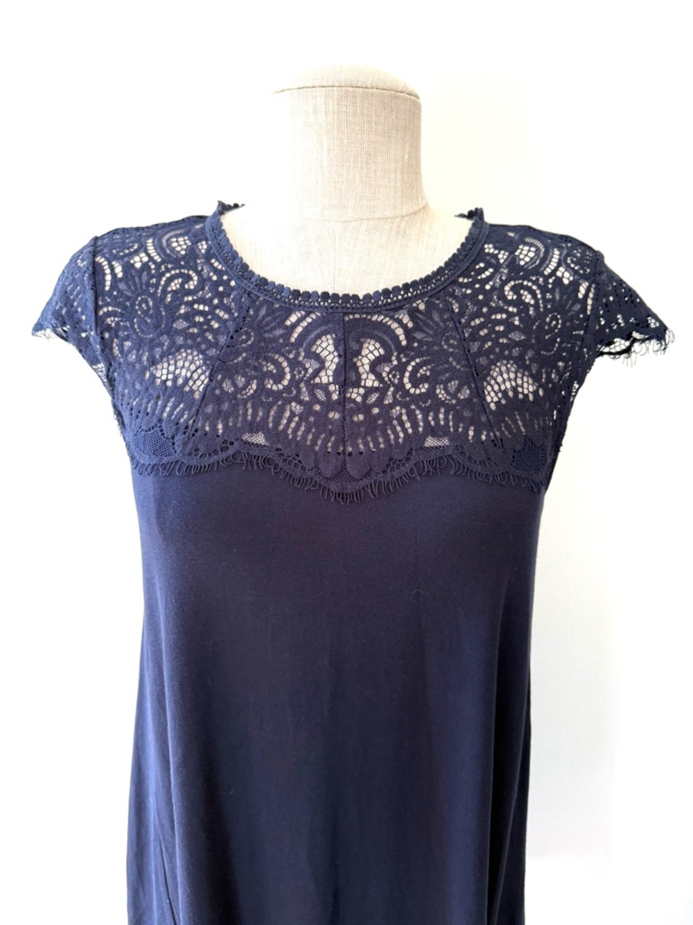 LOFT Navy Blue Lace Yoke Cap Sleeve Mini Swing Dress A-Line Crochet Detail Sz S - Picture 6 of 14